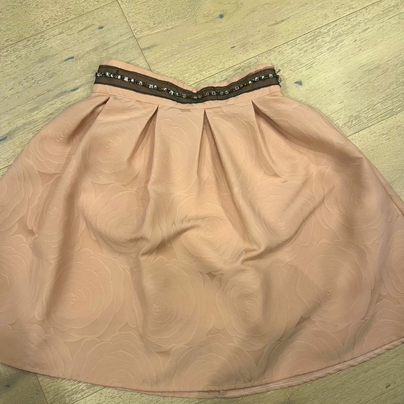 Pink skirt with jeweled ribbon waist. - Picture 6 of 6